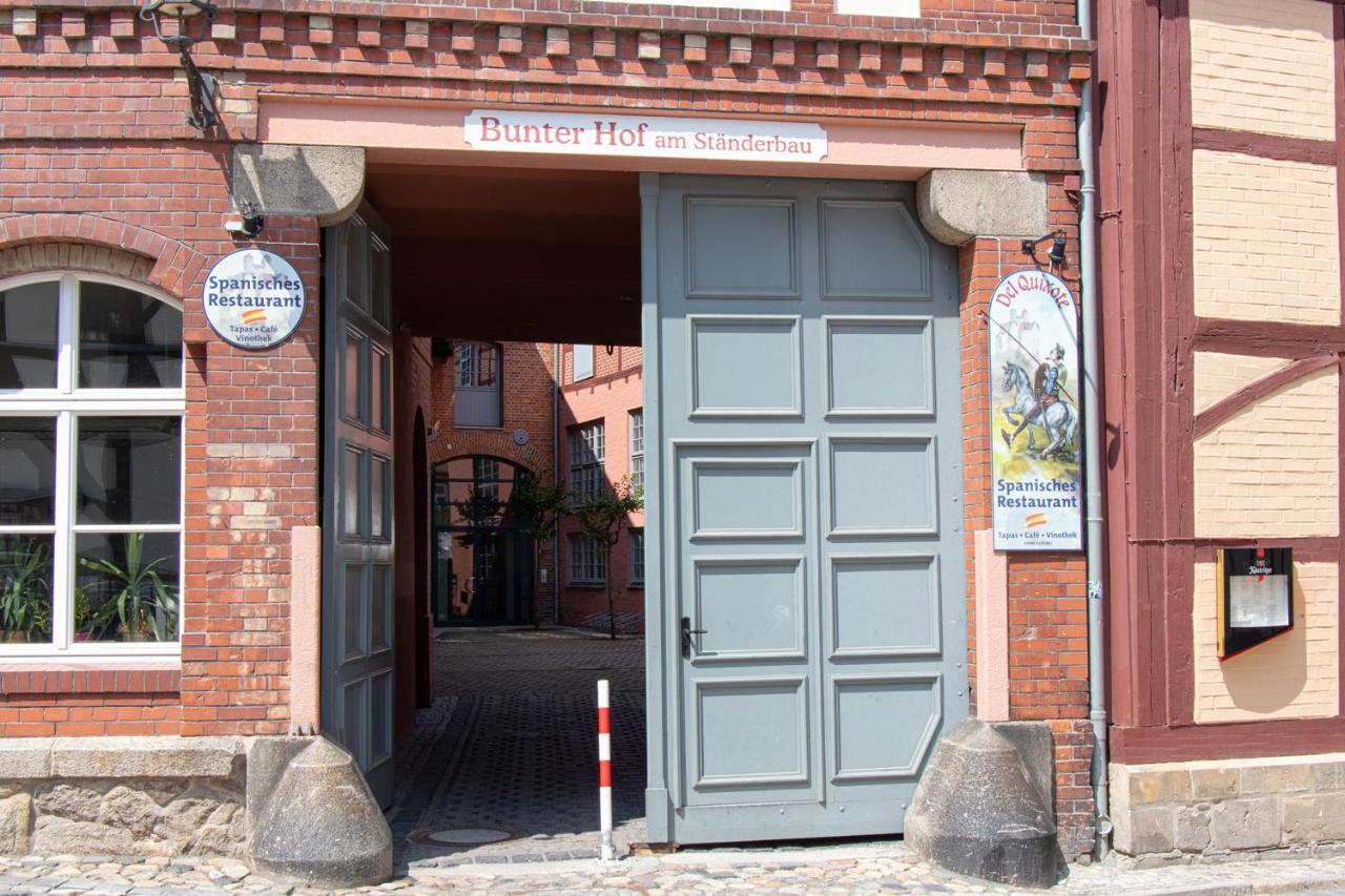 Ferienwohnungen Bunter Hof Quedlinburg Exterior photo