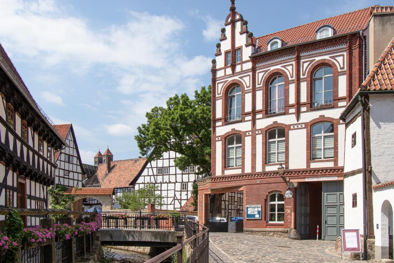 Ferienwohnungen Bunter Hof Quedlinburg Exterior photo